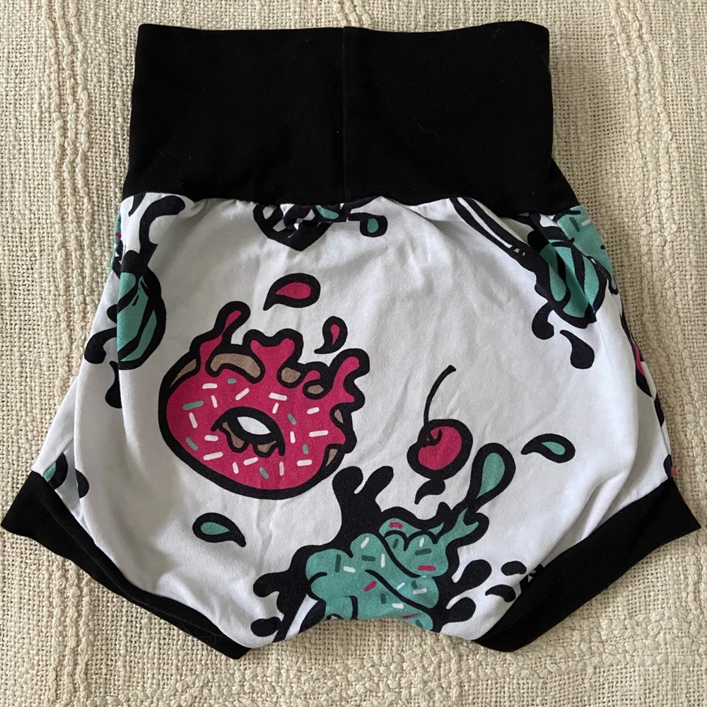 3/6yr Small Shop Grow Shorts